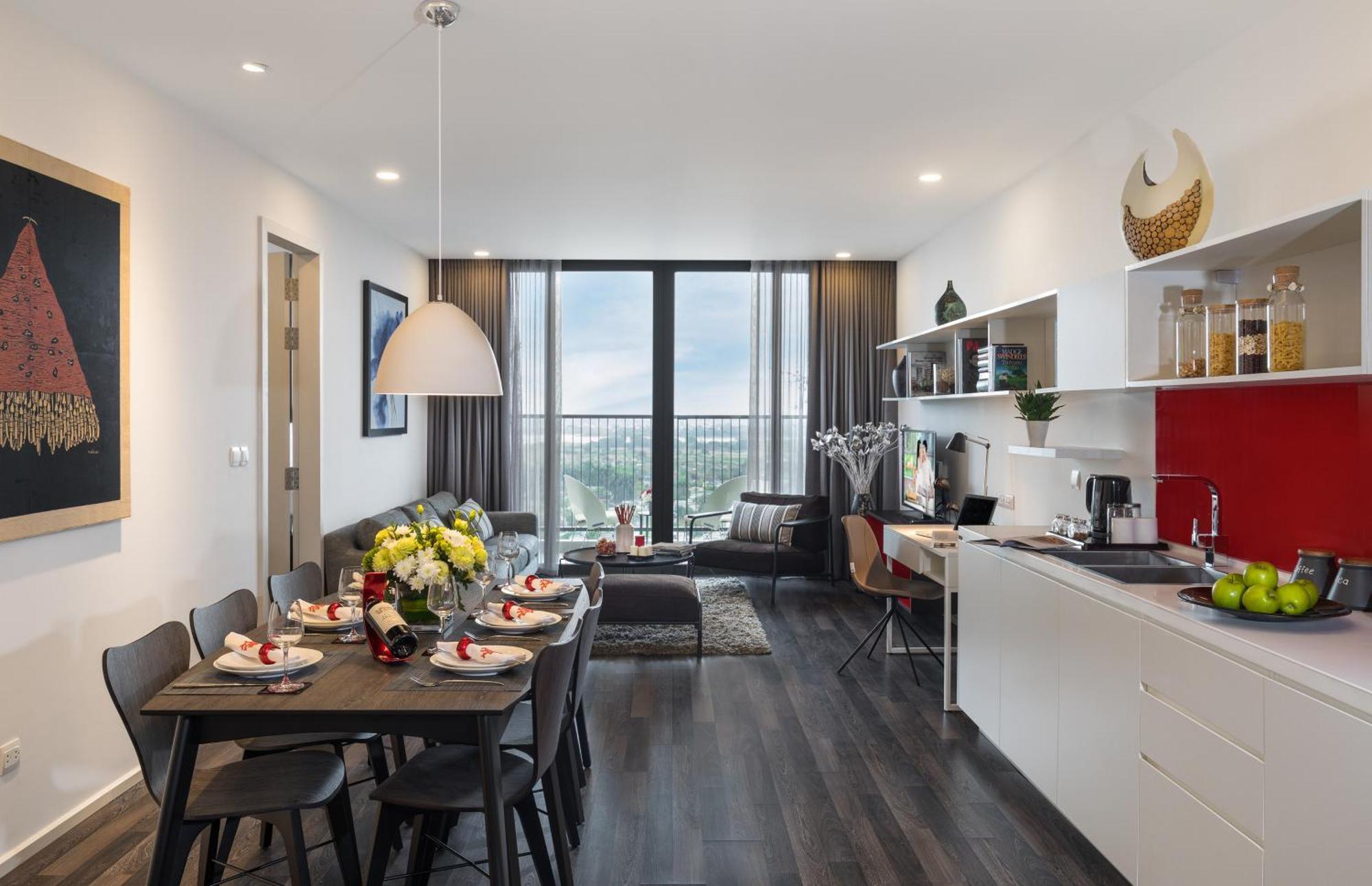 Somerset West Point Apartment *