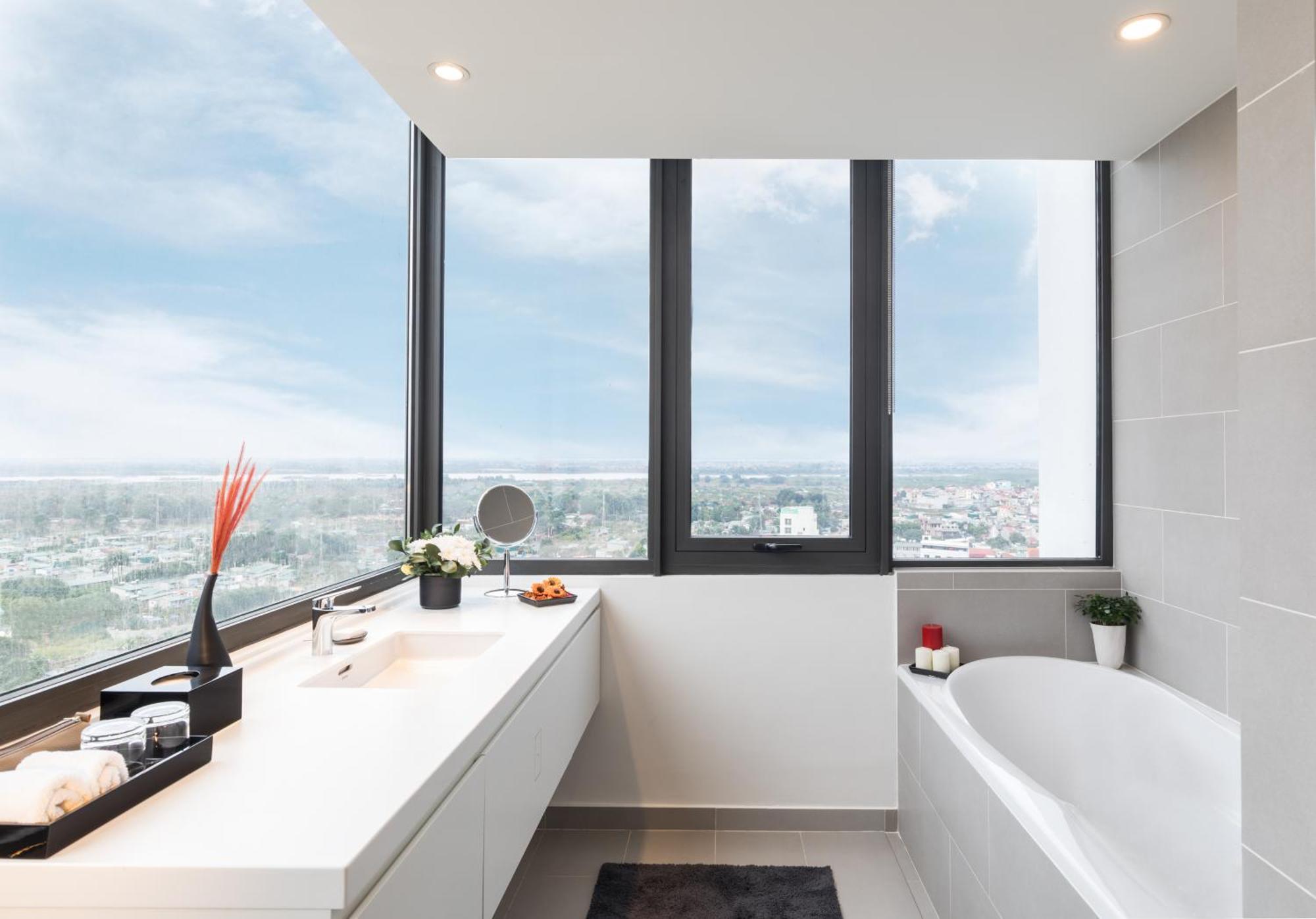 Somerset West Point Apartment Hanoi