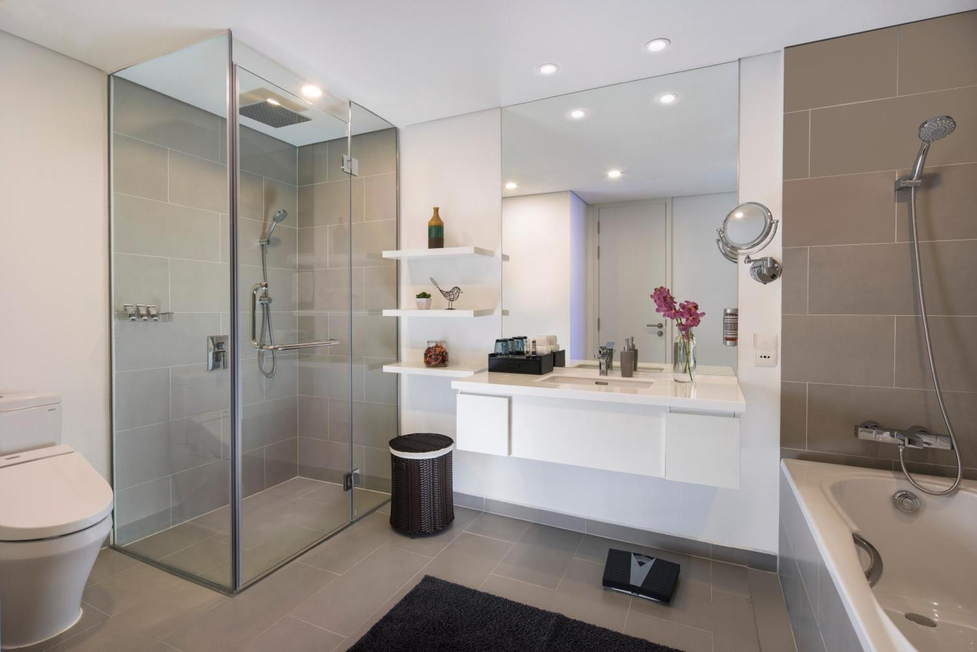 Somerset West Point Apartment Hanoi
